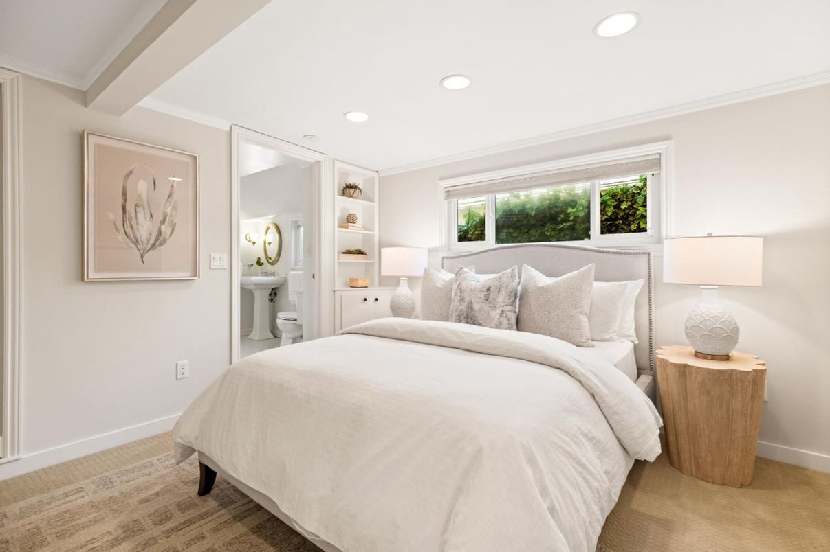 Bathroom, Bedroom, Interior, Recessed Lighting, Wood Texture Flooring