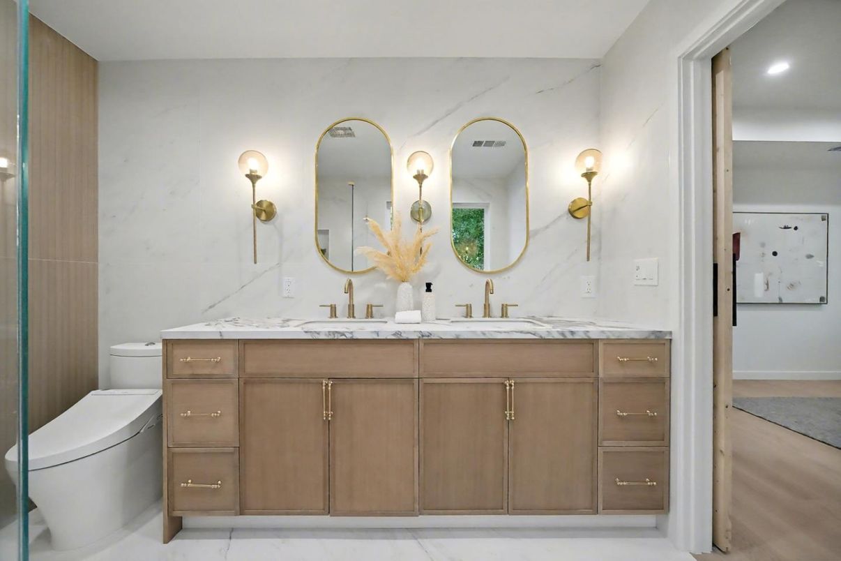 Bathroom, Dual Sink Vanities, Interior, Marble Walls, Recessed Lighting