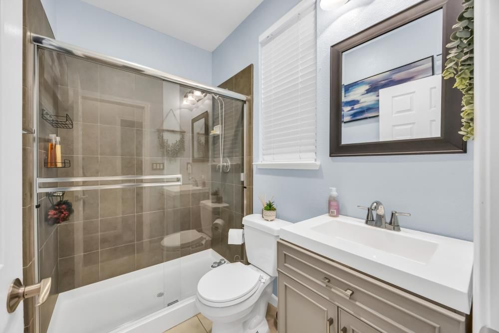 Bathroom, Glass Shower, Interior