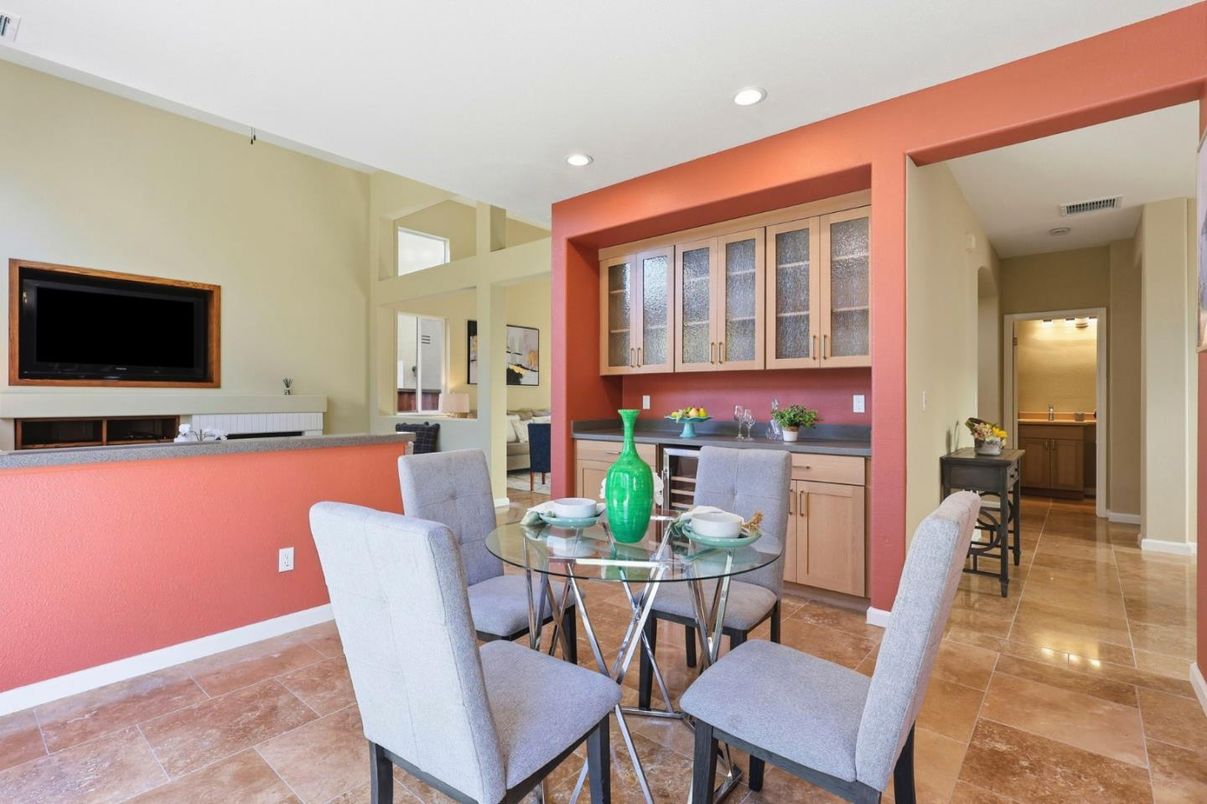 Dining room, Interior, Recessed Lighting