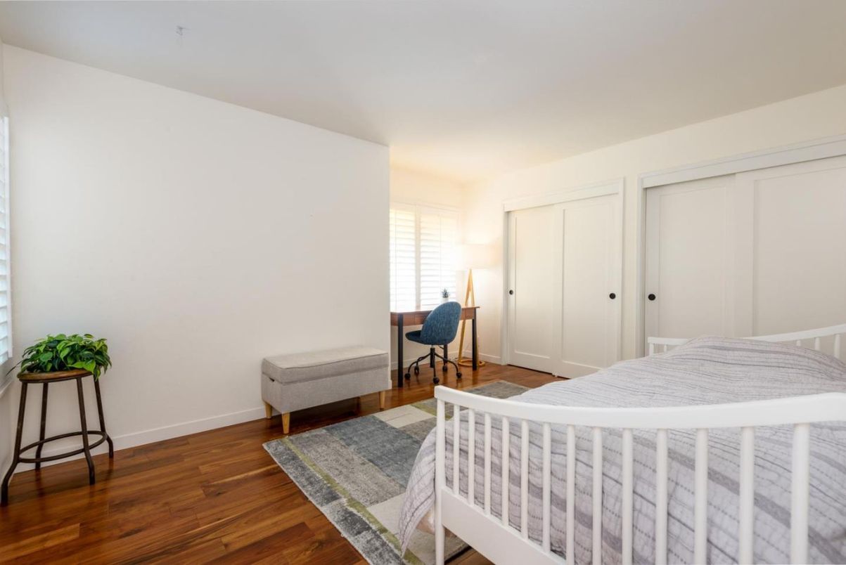 Bedroom, Home Office, Interior, Wood Texture Flooring