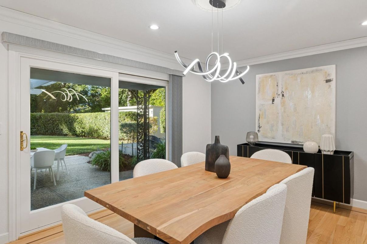Dining room, Interior, Pendant Lights, Recessed Lighting, Wood Texture Flooring