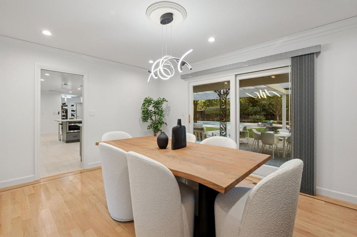 Dining room, Interior, Pendant Lights, Recessed Lighting, Wood Texture Flooring