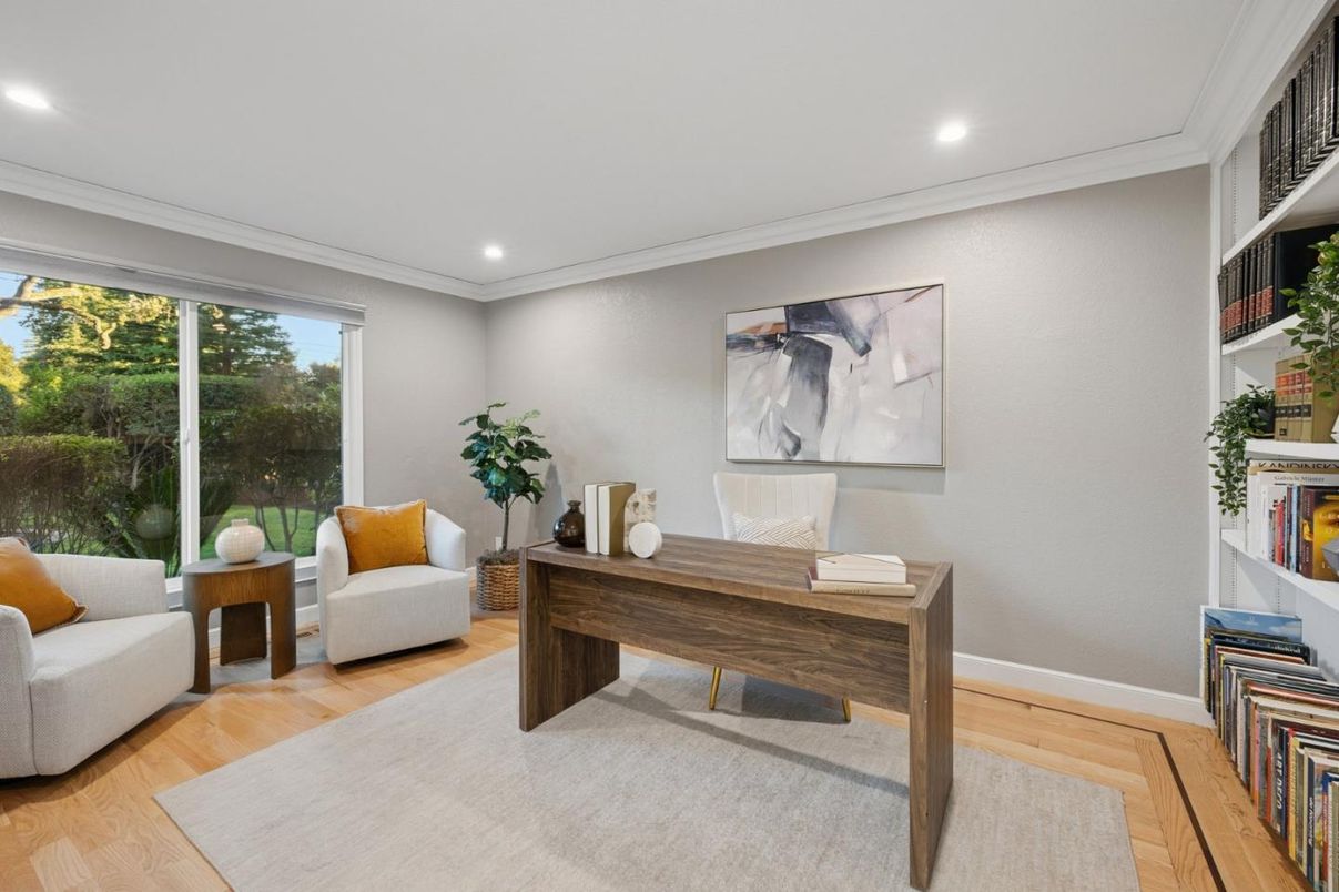 Home Office, Interior, Recessed Lighting, Wood Texture Flooring