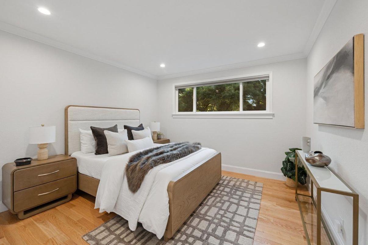 Bedroom, Interior, Recessed Lighting, Wood Texture Flooring