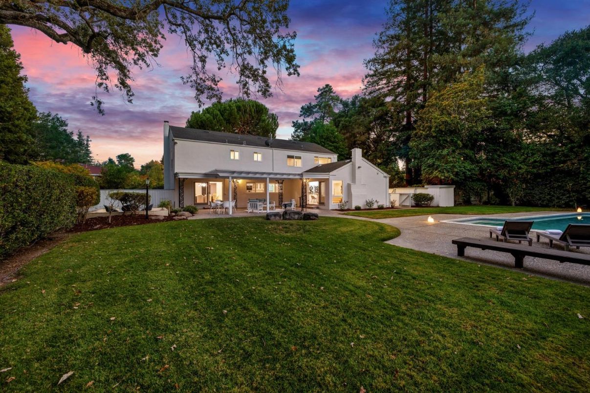 Backyard, Exterior, Pool