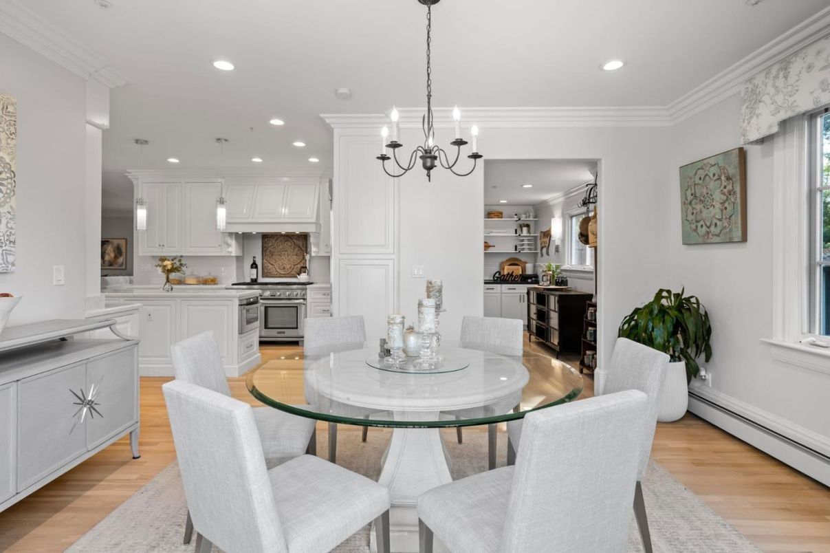 Chandelier, Dining room, Interior, Kitchen, Pendant Lights, Recessed Lighting, Stainless Steel Appliances, Wood Texture Flooring