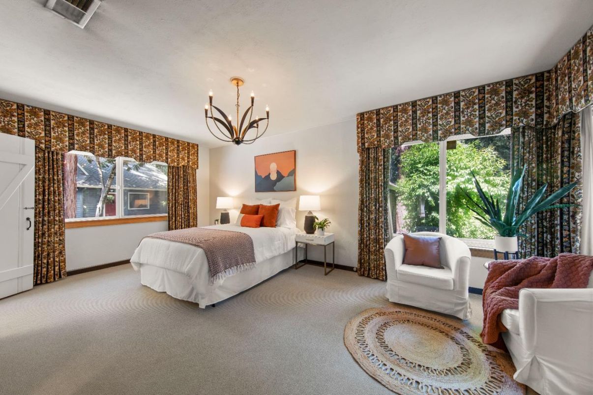 Bedroom, Chandelier, Interior