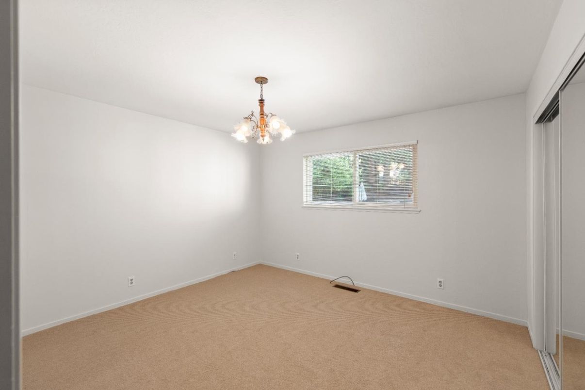 Chandelier, Empty room, Interior