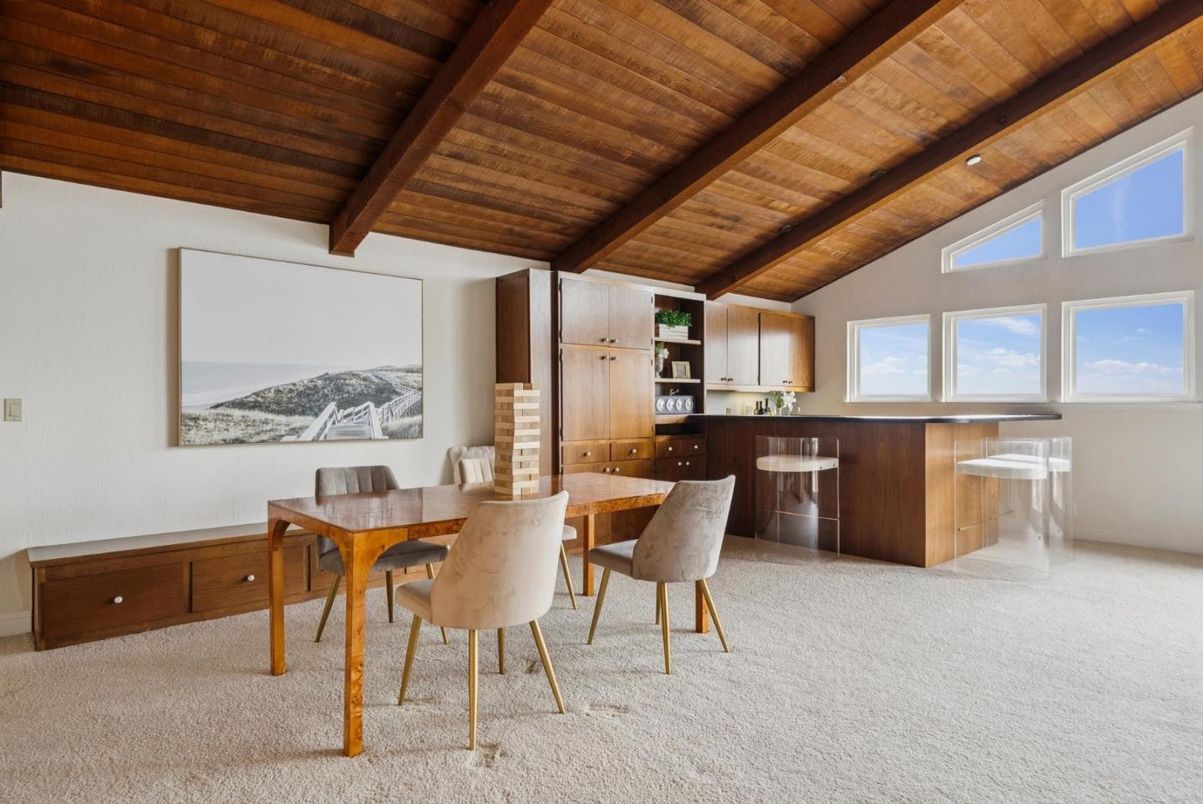 Dining room, Interior, Wooden Beams, Wooden Ceilings