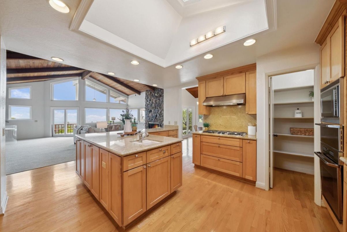 Interior, Kitchen, Recessed Lighting, Wooden Ceilings, Wood Texture Flooring