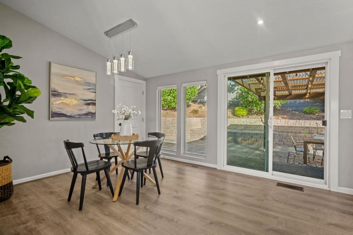 Dining room, Interior, Pendant Lights, Recessed Lighting, Wood Texture Flooring