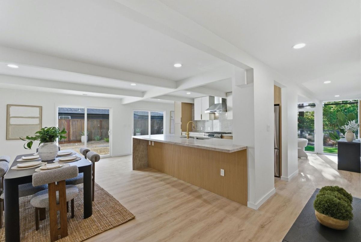 Dining room, Interior, Kitchen, Recessed Lighting, Stainless Steel Appliances, Wood Texture Flooring
