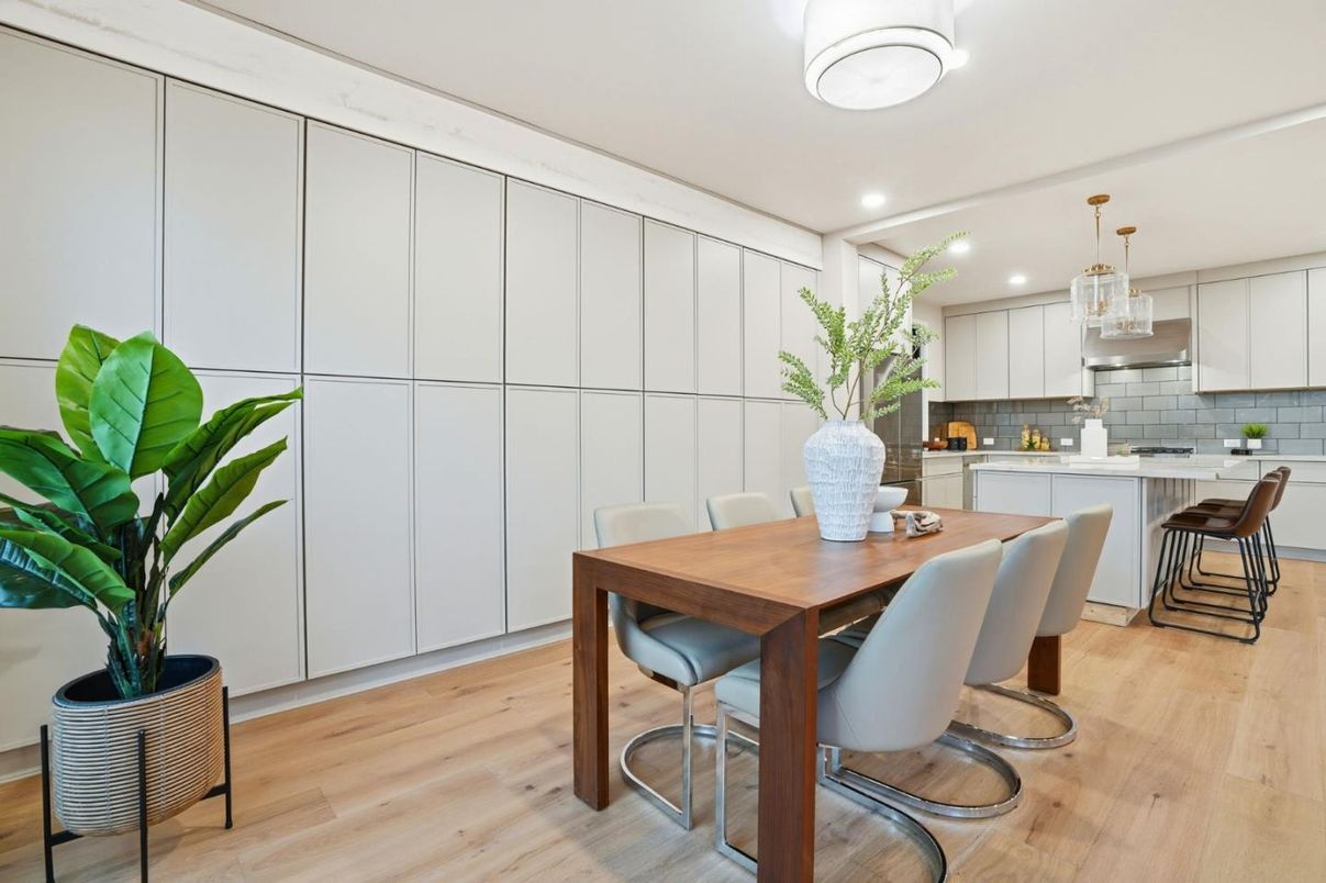 Dining room, Interior, Kitchen, Pendant Lights, Recessed Lighting, Wood Texture Flooring