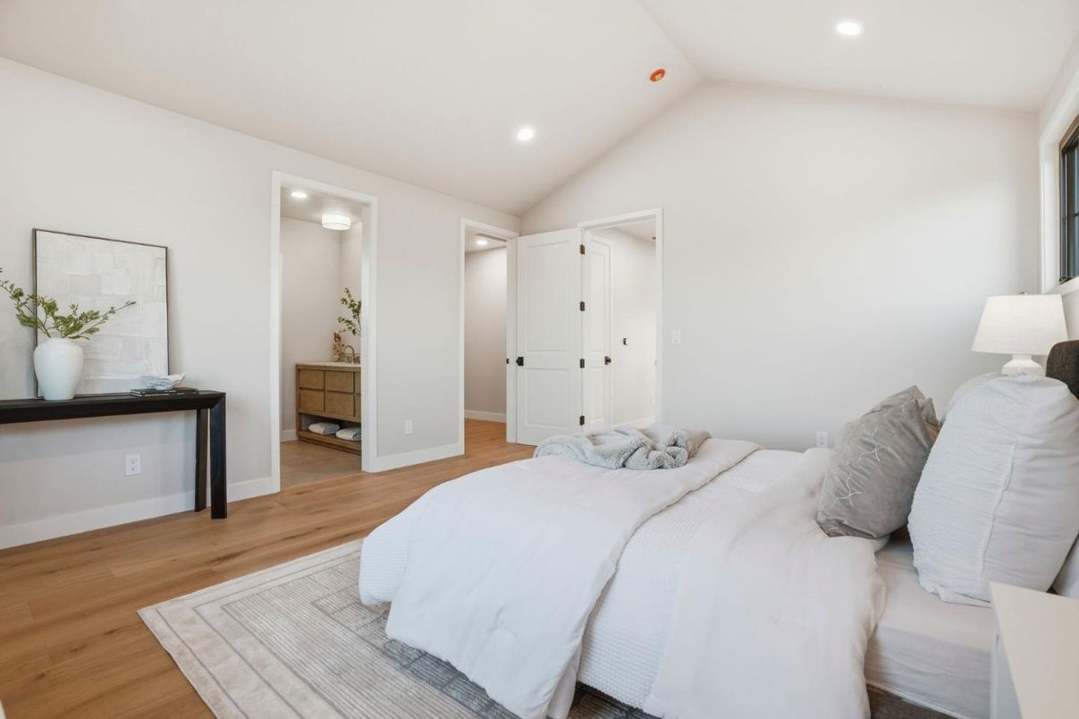 Bedroom, Interior, Recessed Lighting, Wood Texture Flooring