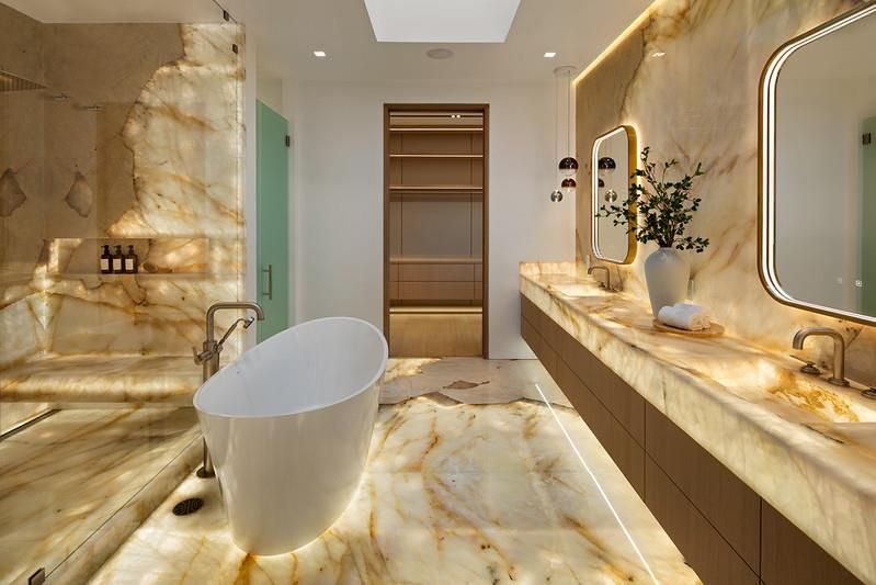 Bathroom, Free Standing Baths, Interior, Recessed Lighting