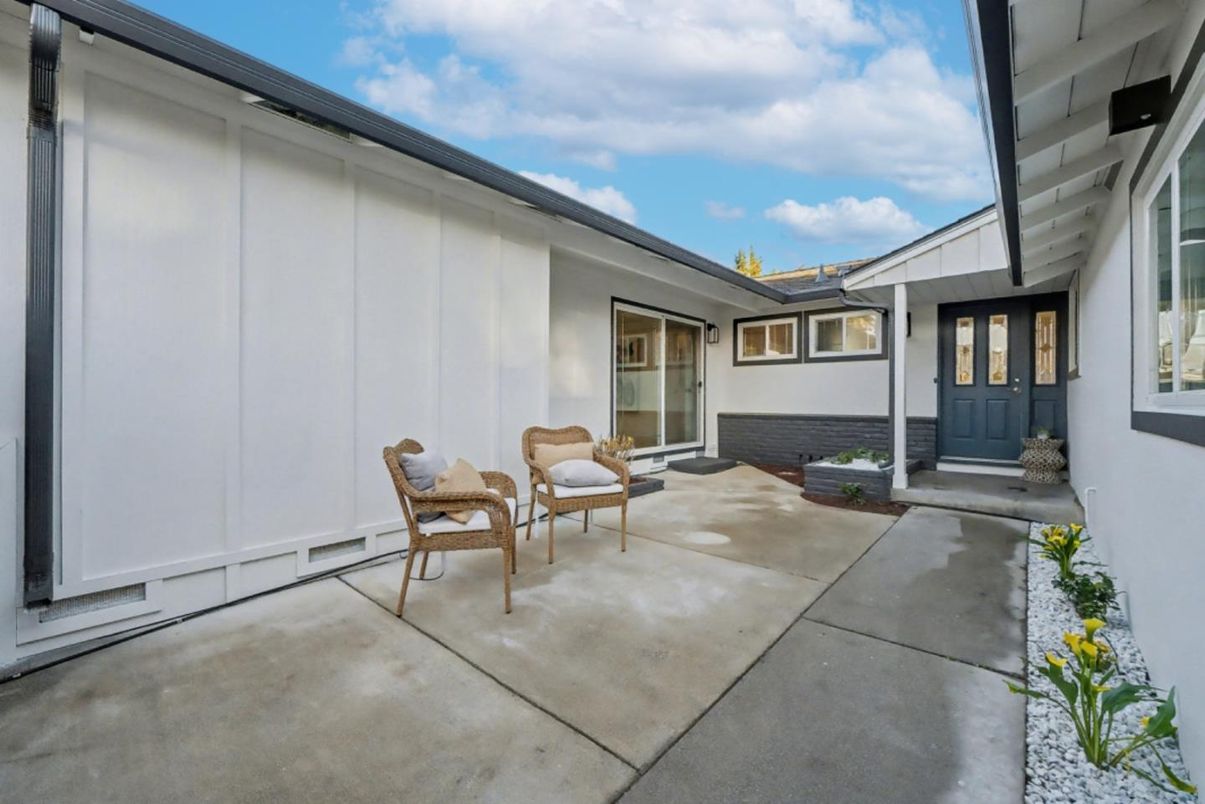 Bathroom, Dual Sink Vanities, Free Standing Baths, Interior, Recessed Lighting, Wood Texture Flooring