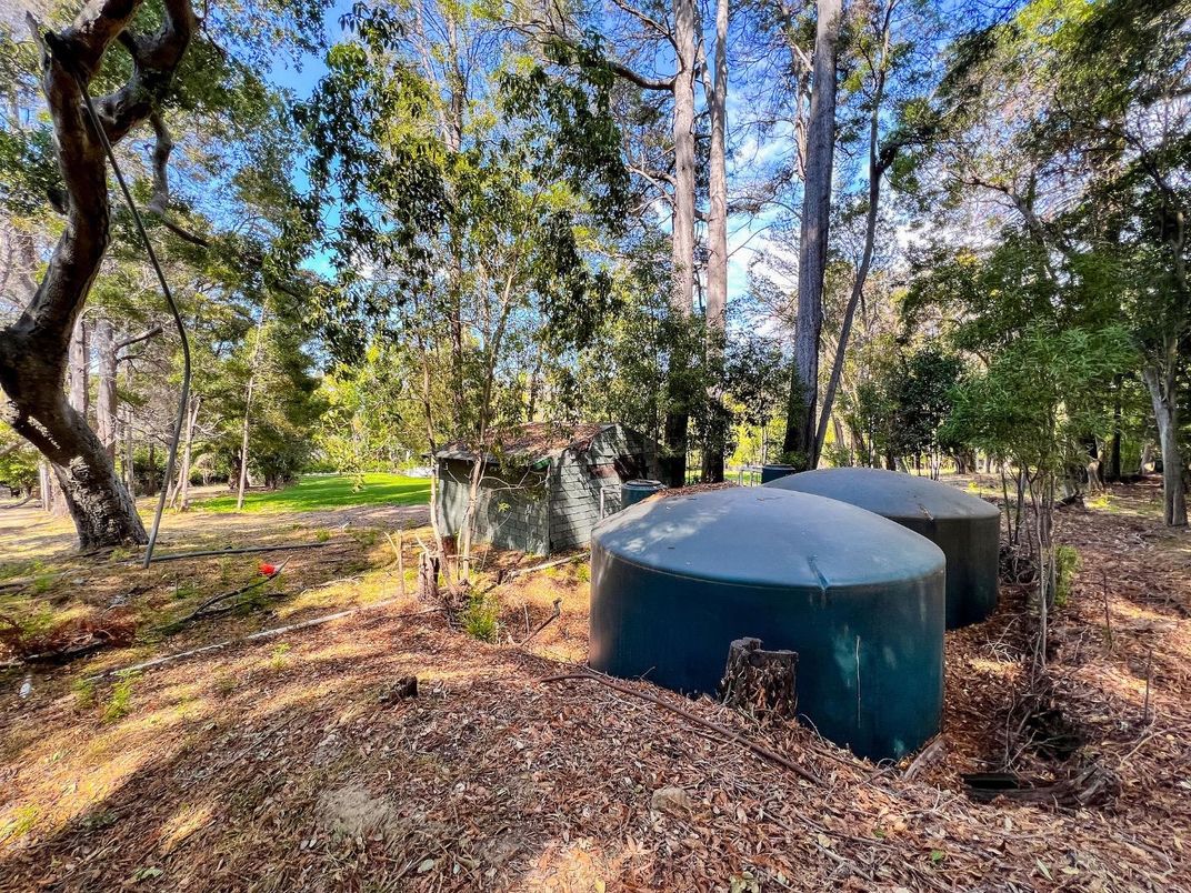 Backyard, Exterior, Hot Tub