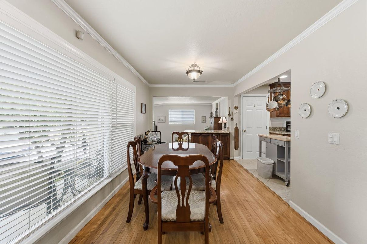 Dining room, Interior, Wood Texture Flooring