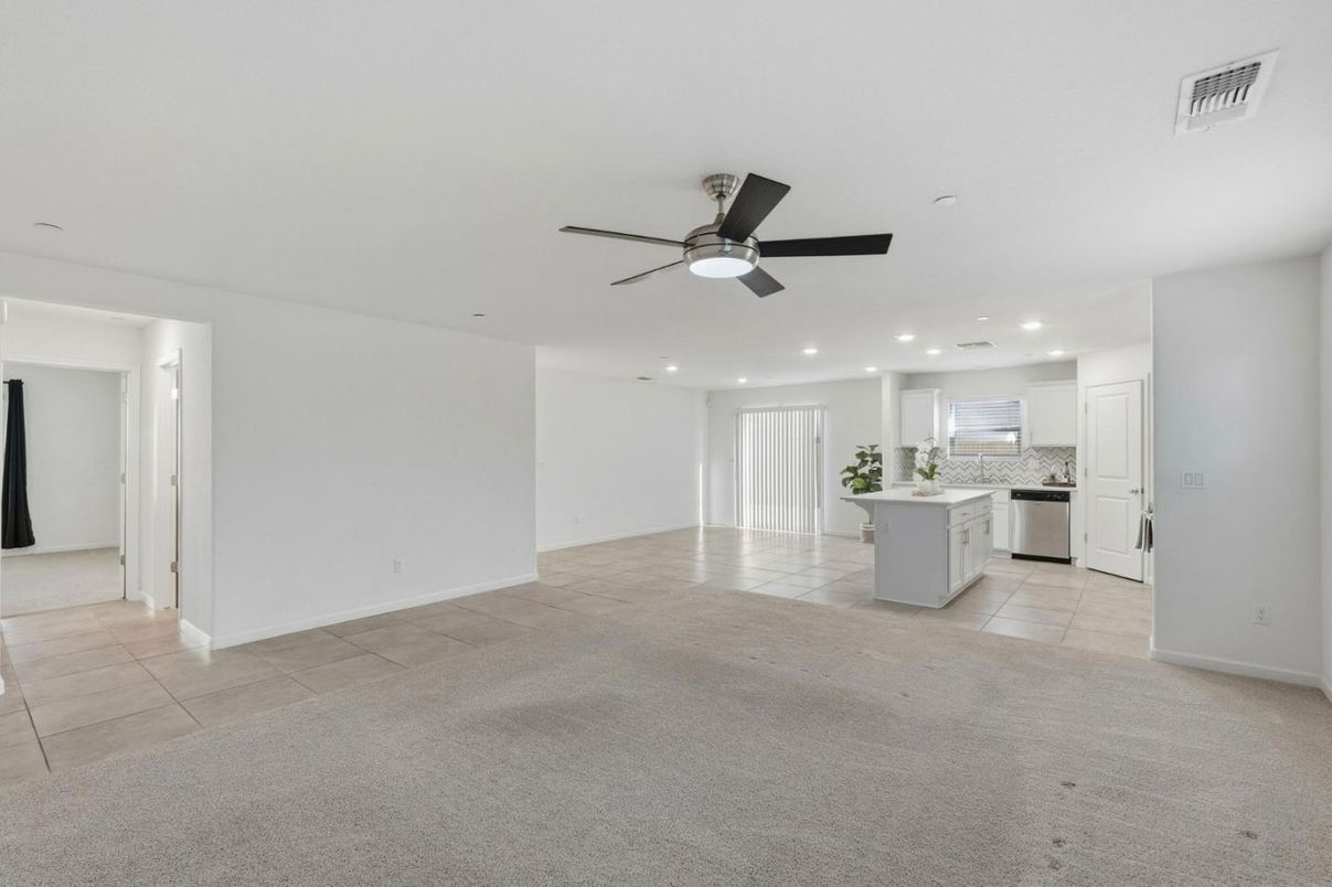 Empty room, Interior, Kitchen, Recessed Lighting