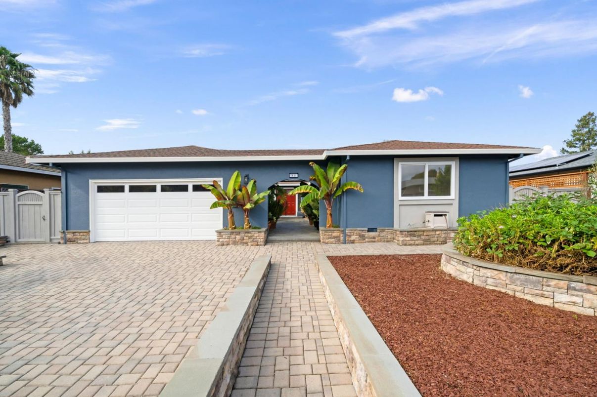 Exterior, Solar Panels