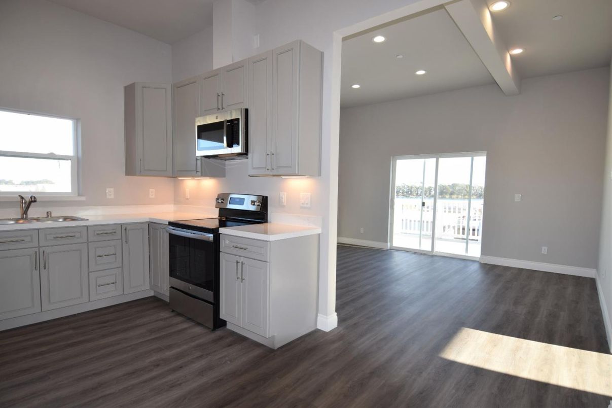 Interior, Kitchen, Recessed Lighting, Wood Texture Flooring