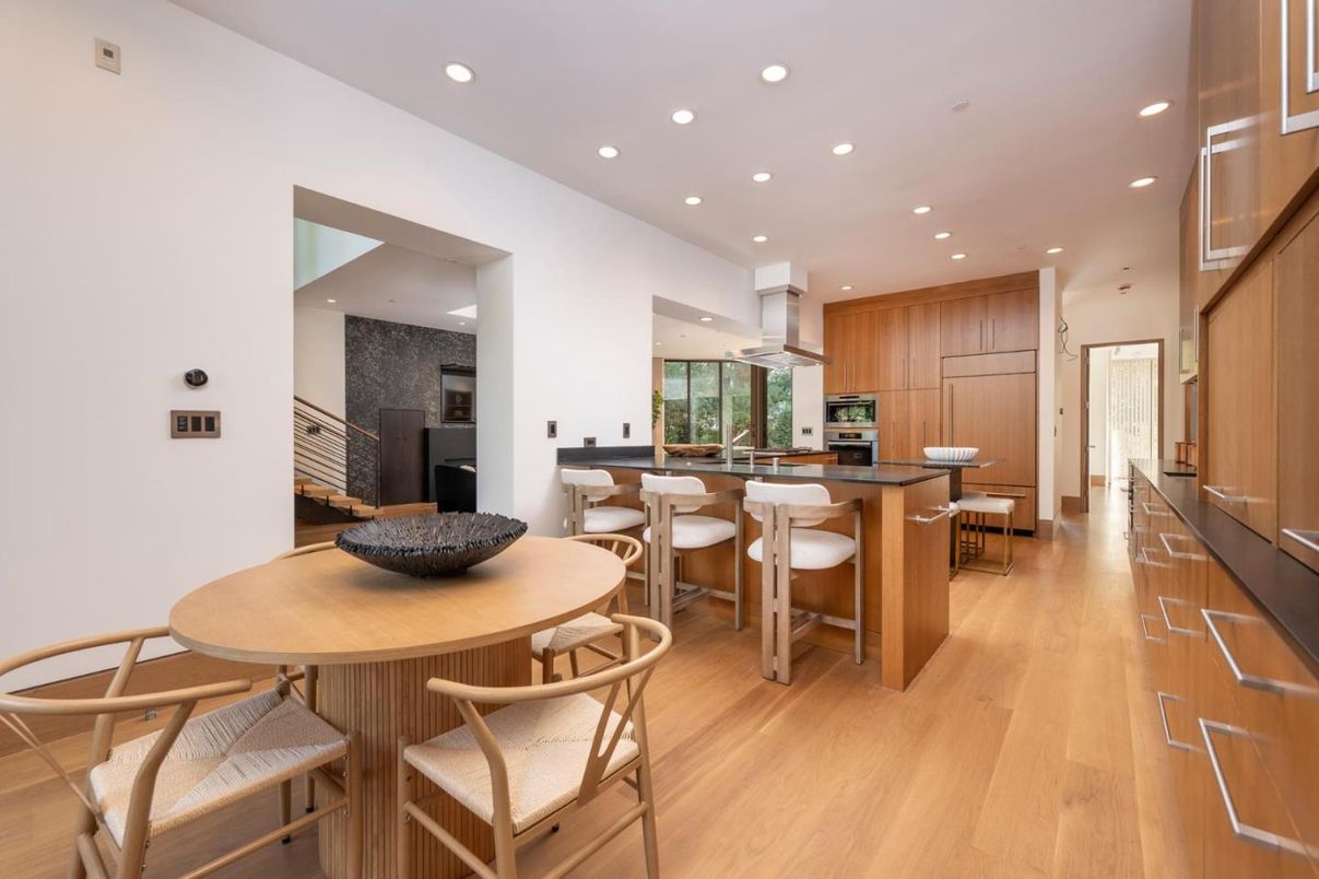 Dining room, Interior, Kitchen, Recessed Lighting, Wood Texture Flooring