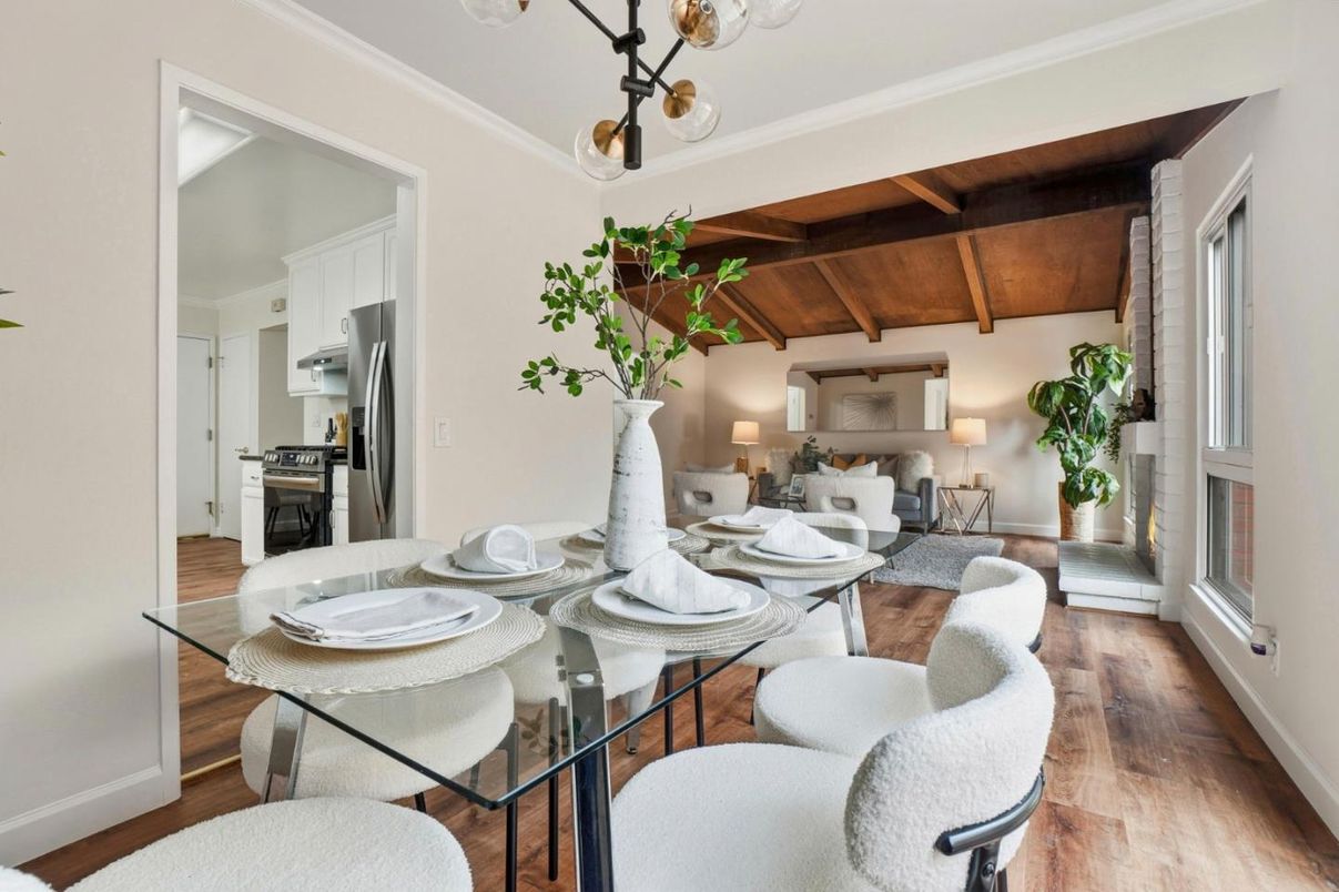 Dining room, Interior, Kitchen, Living room, Stainless Steel Appliances, Wooden Beams, Wooden Ceilings, Wood Texture Flooring