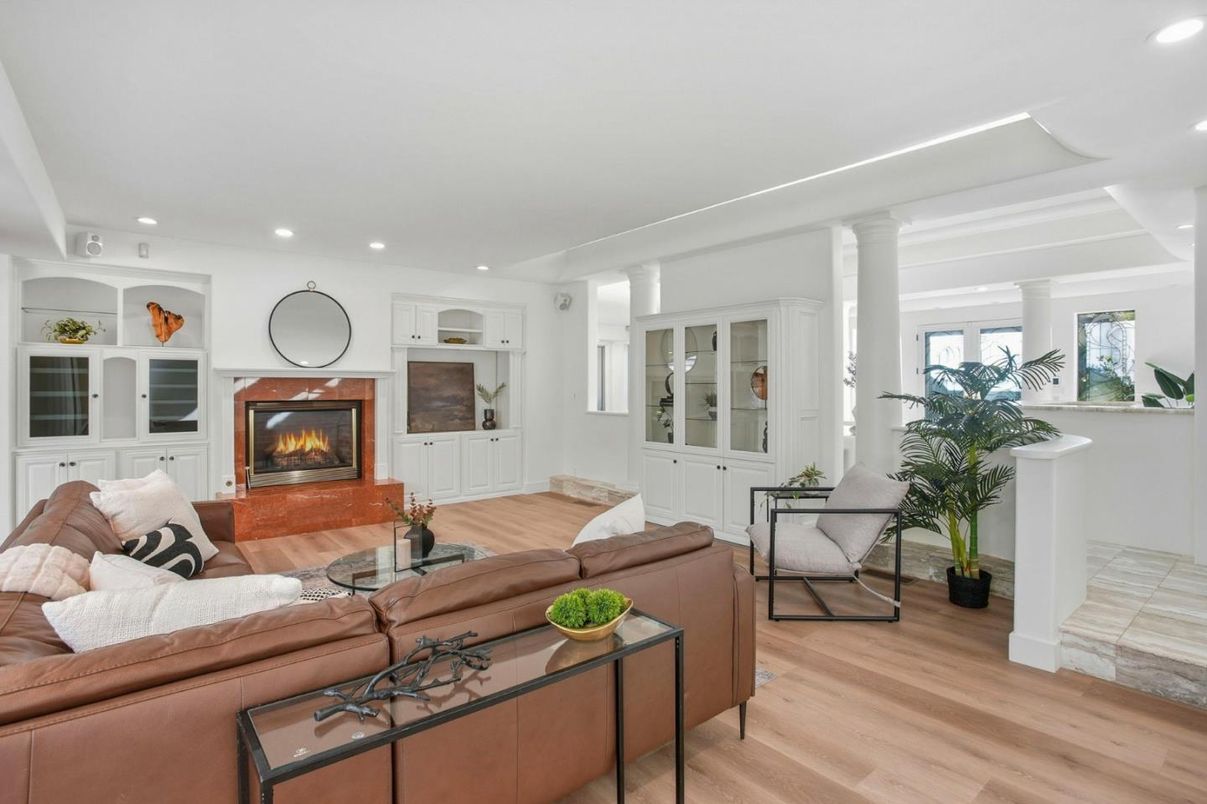 Fireplace, Interior, Living room, Recessed Lighting, Wood Texture Flooring