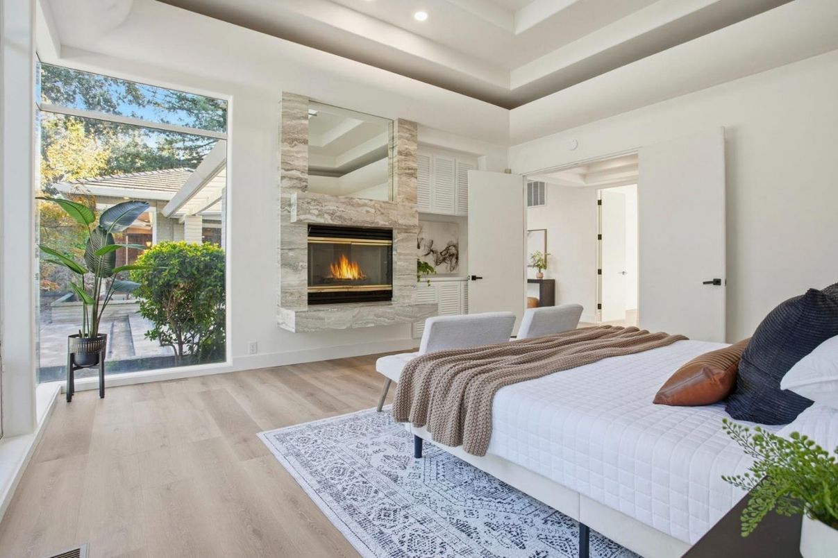 Bedroom, Fireplace, Interior, Recessed Lighting, Wood Texture Flooring