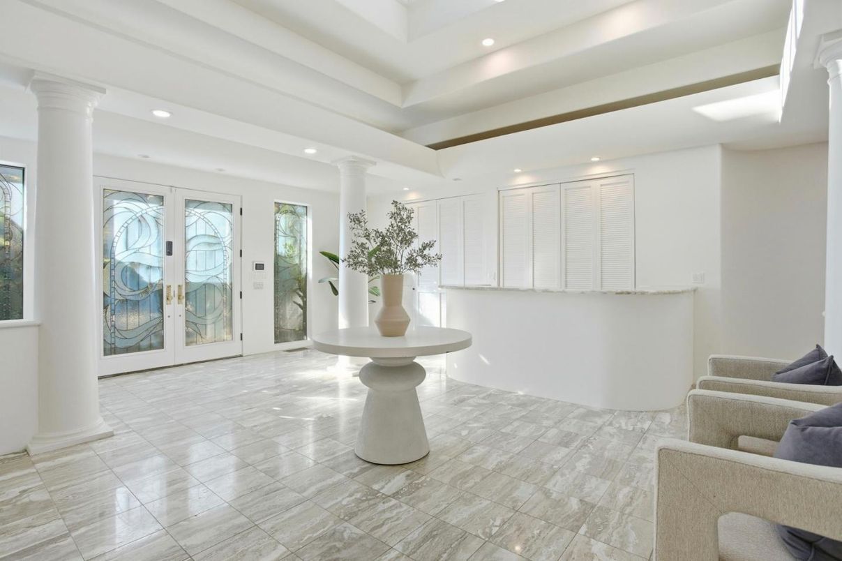 Interior, Marble, Recessed Lighting