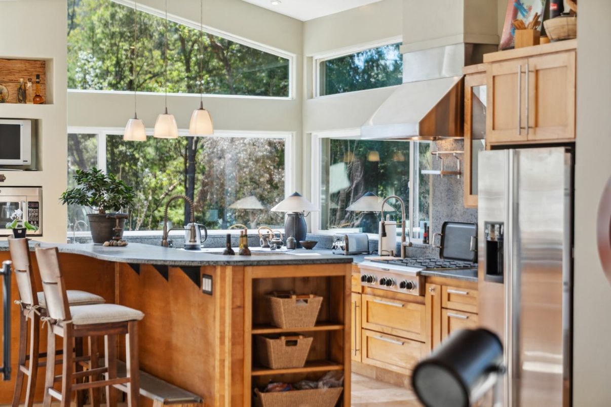 Interior, Kitchen, Pendant Lights, Stainless Steel Appliances
