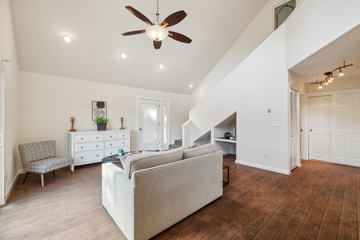 Interior, Living room, Recessed Lighting, Wood Texture Flooring