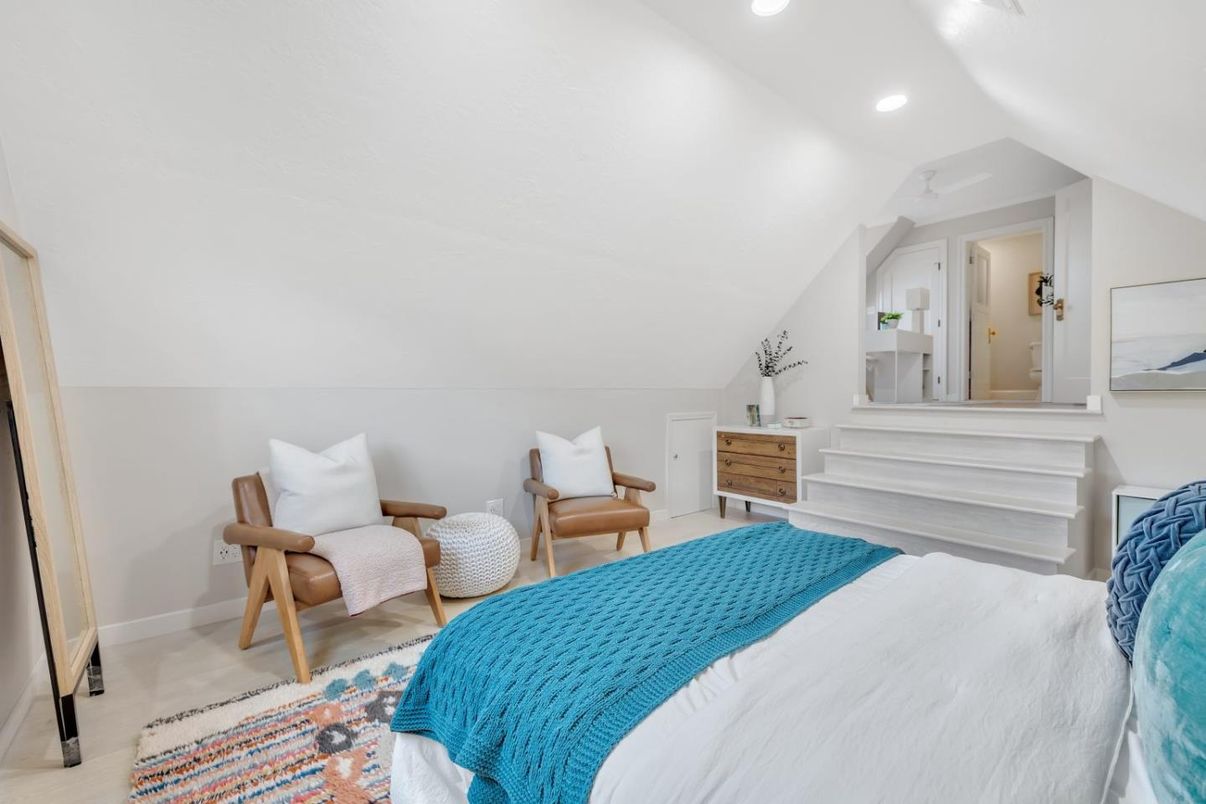 Bedroom, Interior, Recessed Lighting