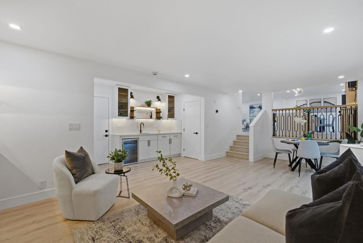 Dining room, Interior, Living room, Recessed Lighting, Wood Texture Flooring