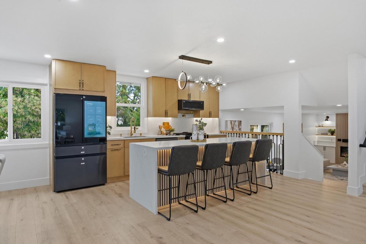Interior, Kitchen, Pendant Lights, Recessed Lighting, Wood Texture Flooring