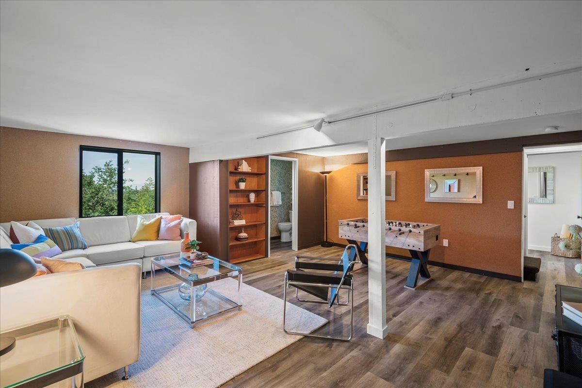 Game Room, Interior, Living room, Wood Texture Flooring