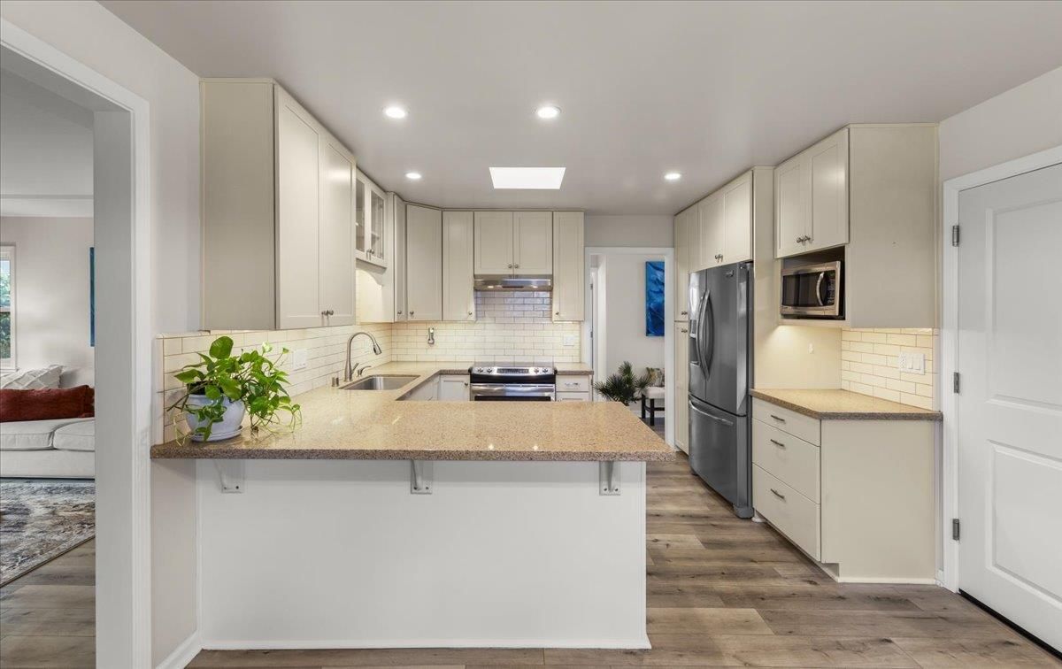 Interior, Kitchen, Recessed Lighting, Wood Texture Flooring