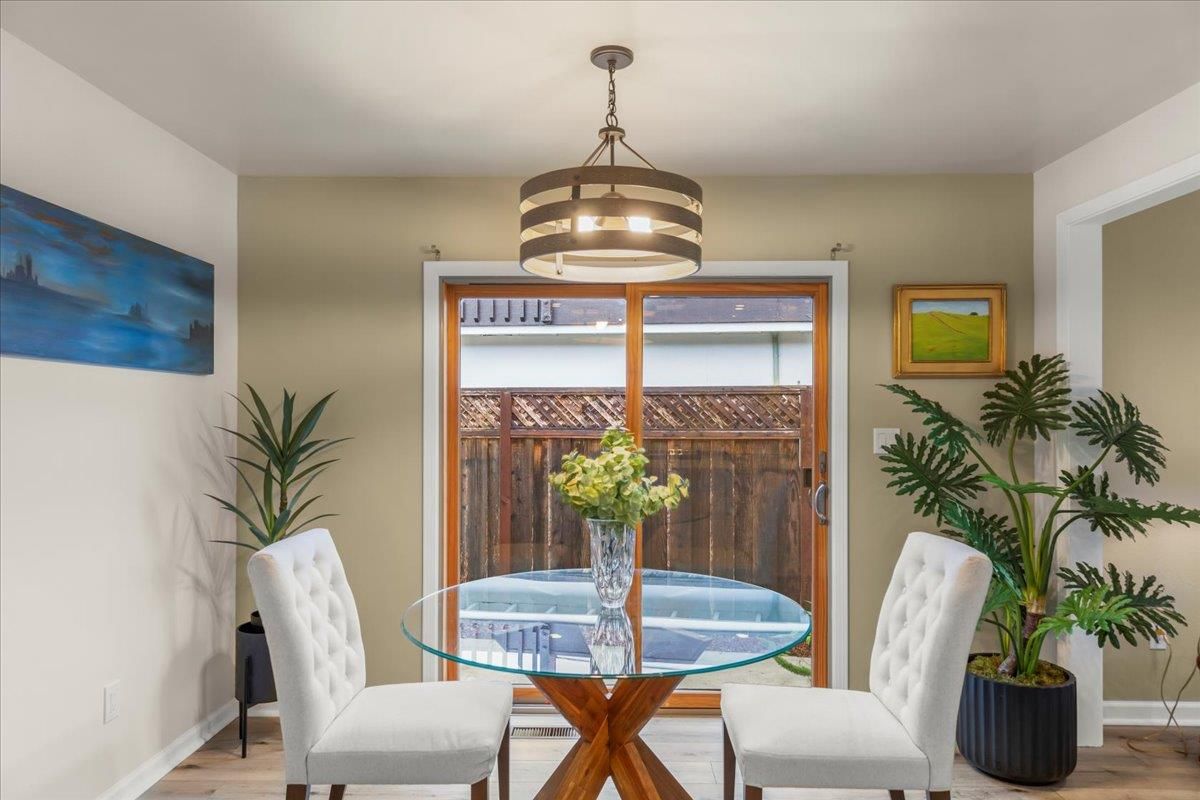 Dining room, Interior, Wood Texture Flooring