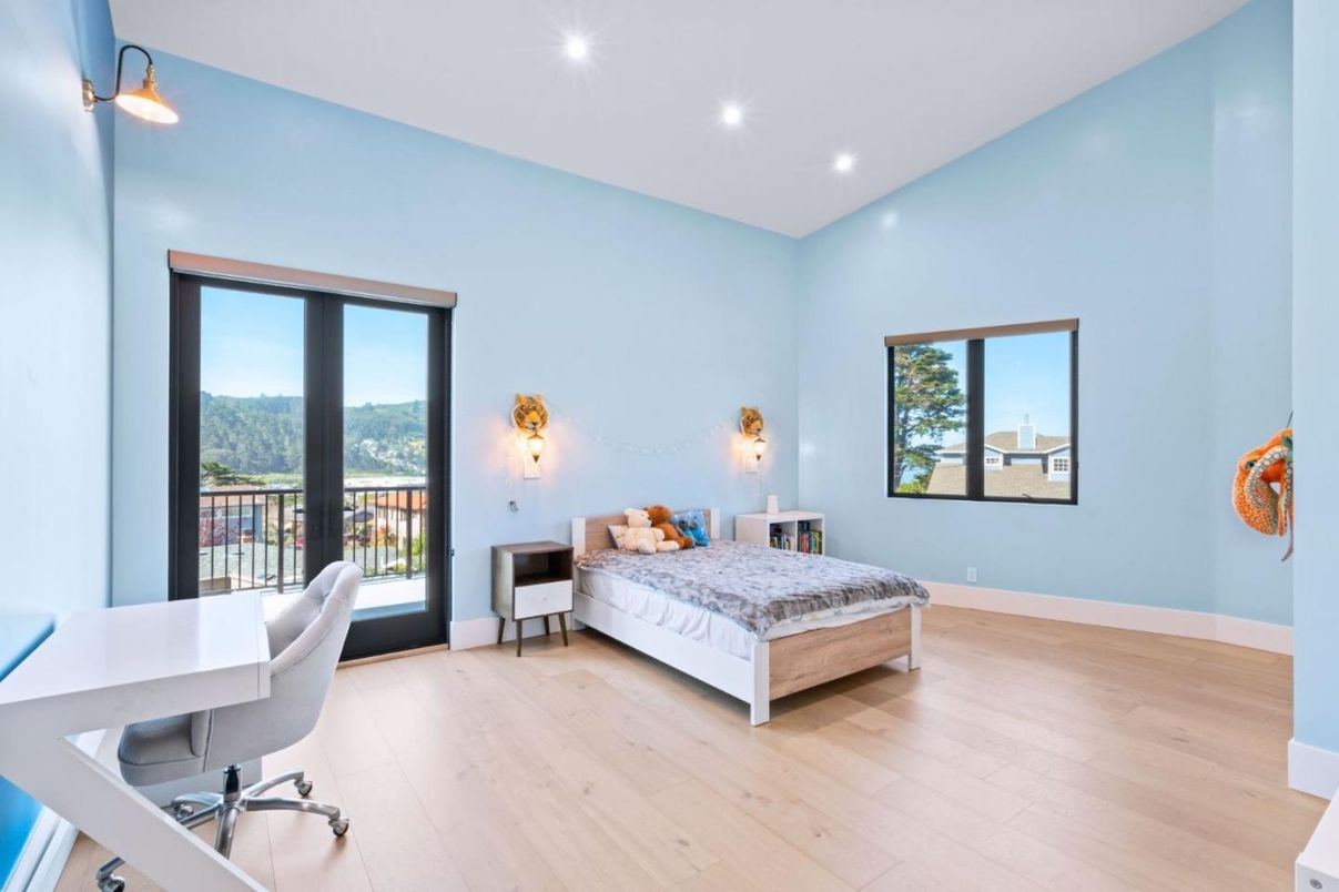 Bedroom, Home Office, Interior, Recessed Lighting, Wood Texture Flooring