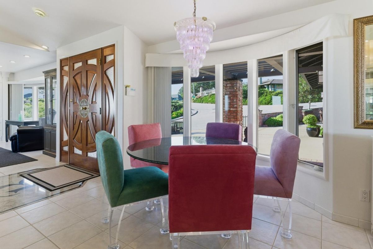 Chandelier, Dining room, Interior, Recessed Lighting