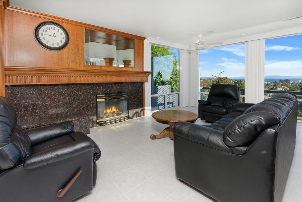 Fireplace, Interior, Living room, Recessed Lighting, Water