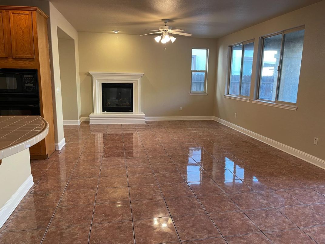 Empty room, Fireplace, Interior, Recessed Lighting