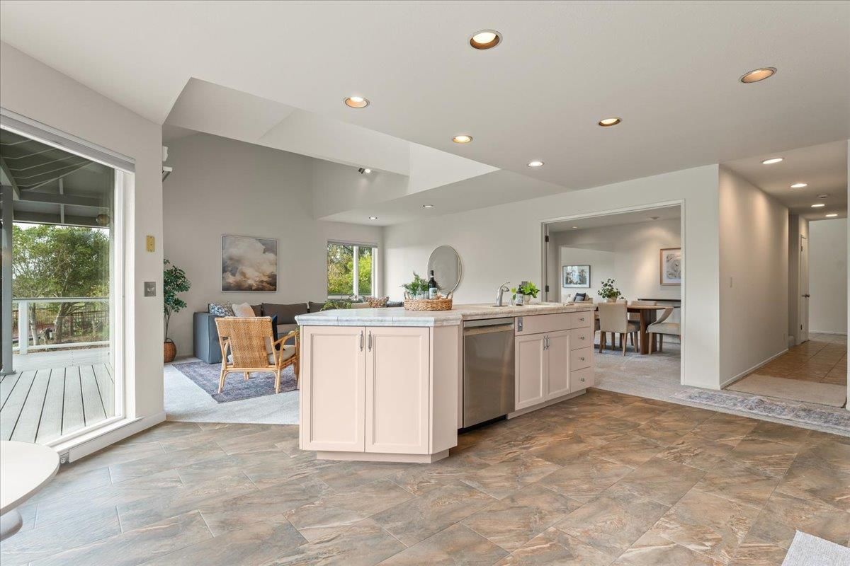 Dining room, Interior, Kitchen, Recessed Lighting, Stainless Steel Appliances