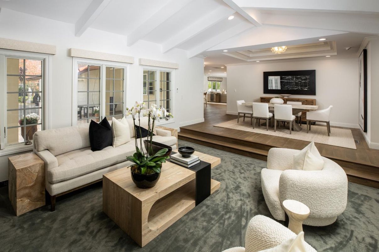 Dining room, Interior, Living room, Recessed Lighting, Wood Texture Flooring