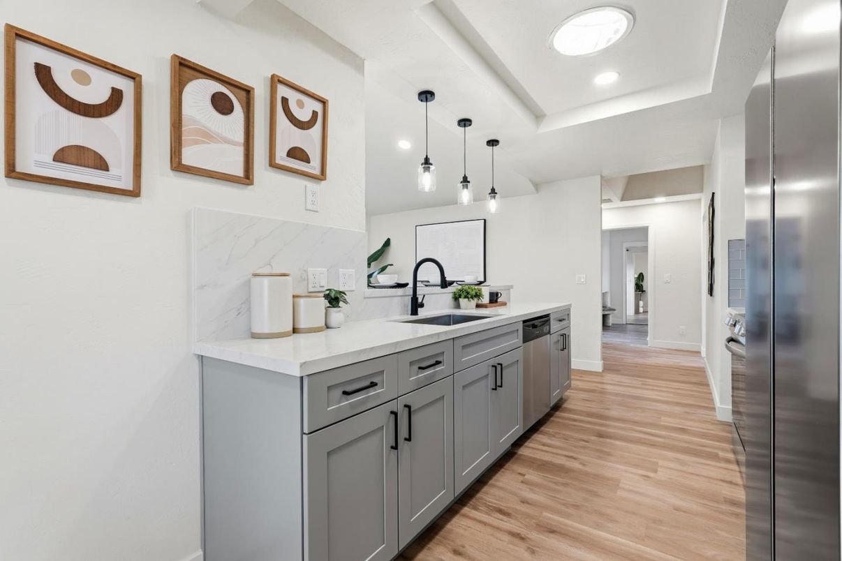 Interior, Kitchen, Pendant Lights, Recessed Lighting, Wood Texture Flooring