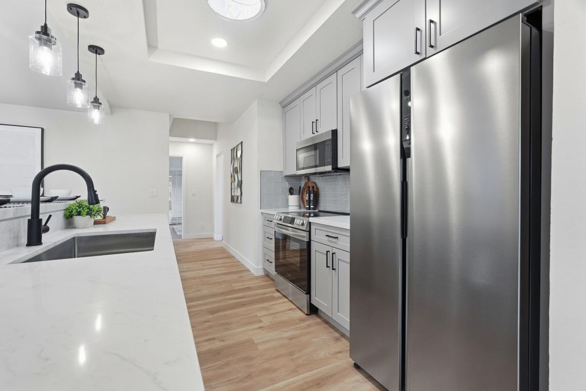 Interior, Kitchen, Pendant Lights, Recessed Lighting, Wood Texture Flooring