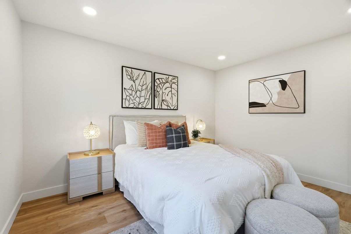 Bedroom, Interior, Recessed Lighting, Wood Texture Flooring