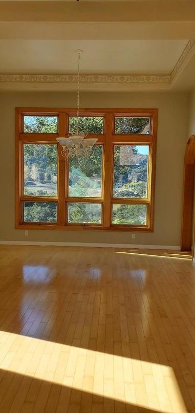 Empty room, Interior, Pendant Lights, Wood Texture Flooring