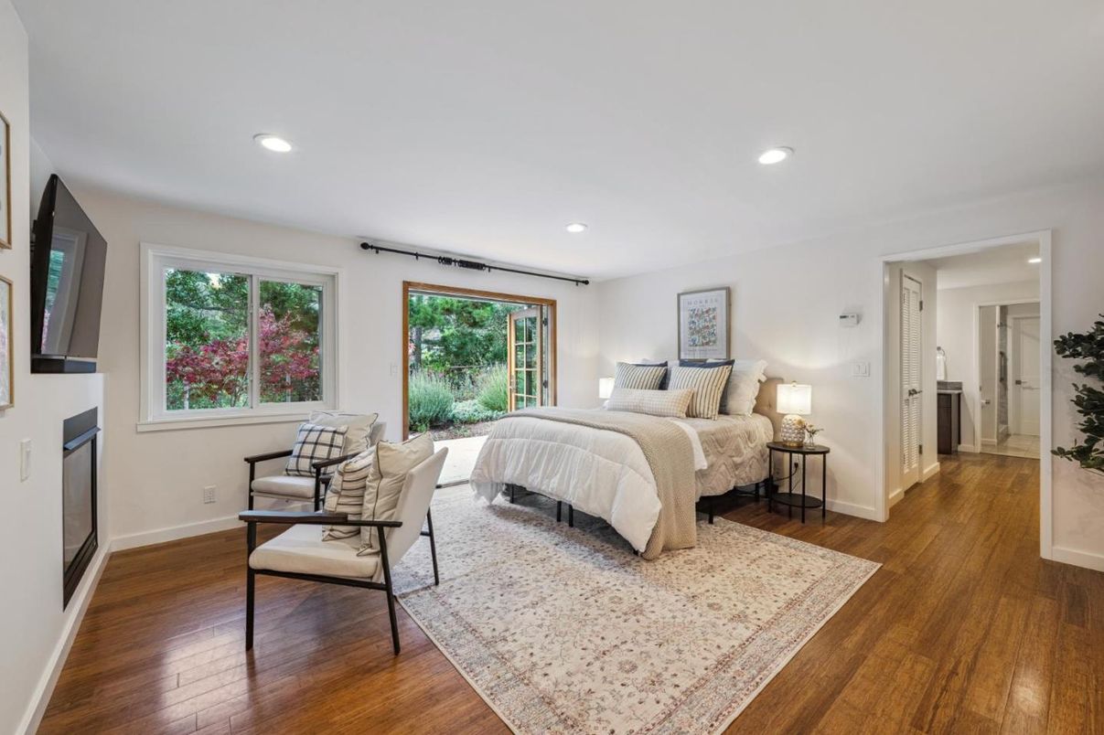 Bedroom, Fireplace, Interior, Recessed Lighting, Wood Texture Flooring
